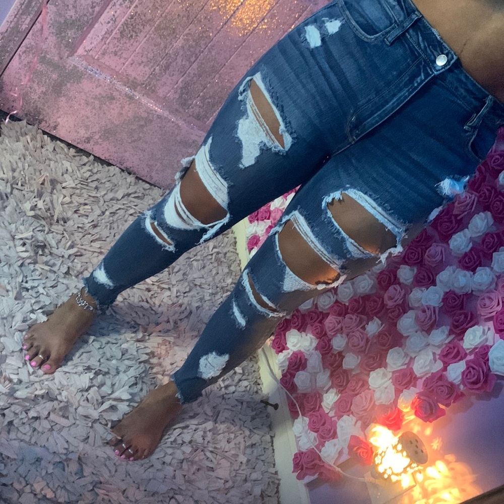 Front and back ripped jeans!